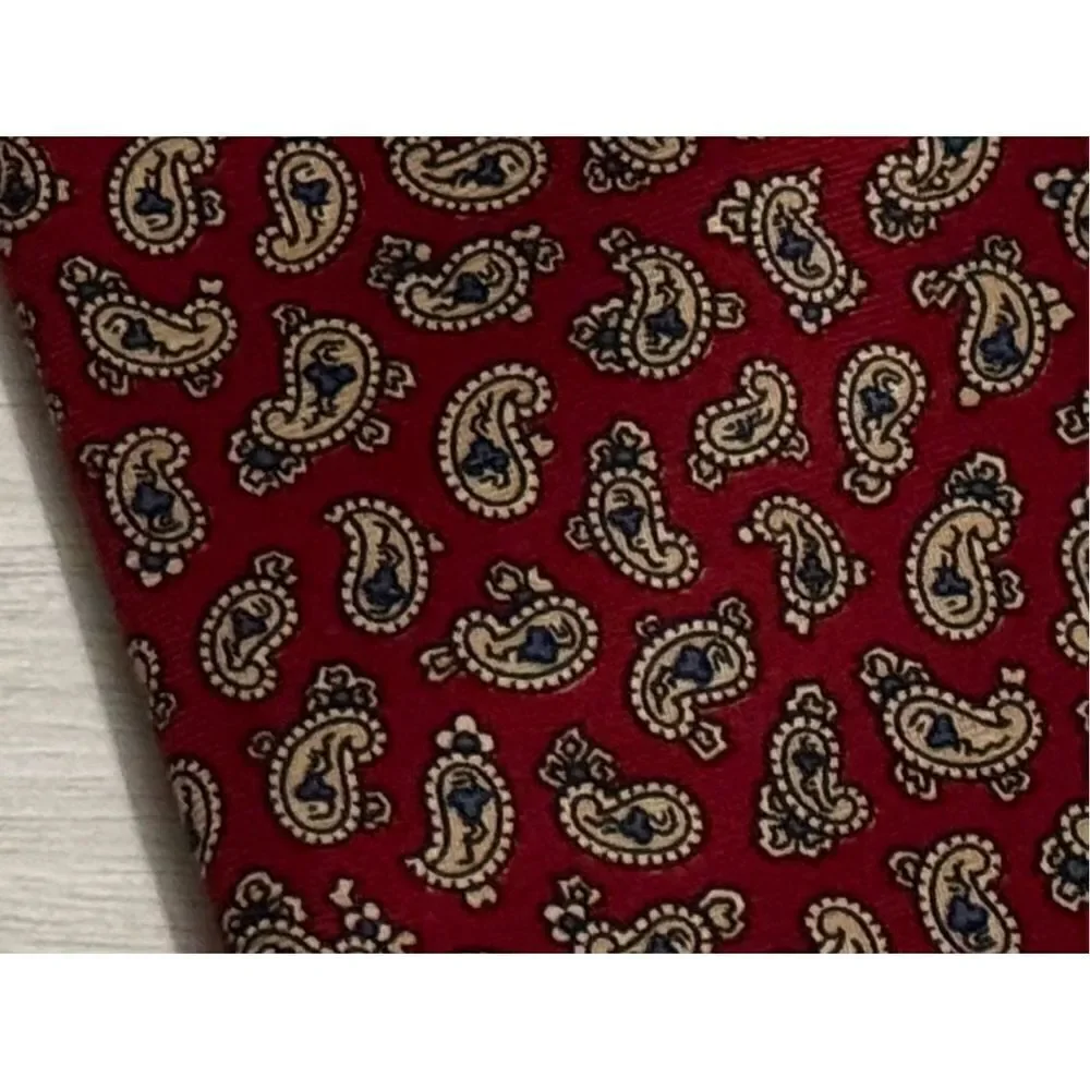 Master  Paisley Silk Tie